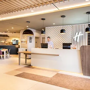 - - Hauptbahnhof, An Ihg Hotel City Airport Mannheim
