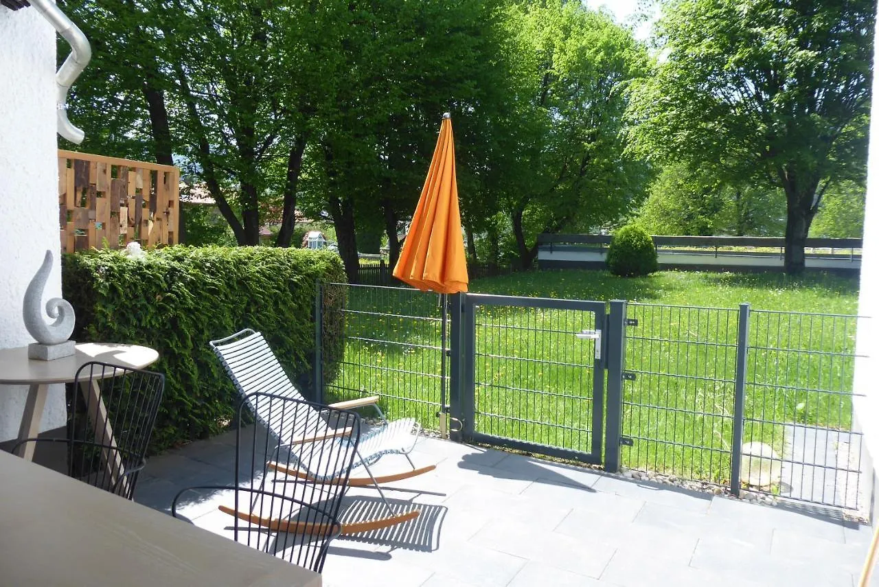 Maurers Schlierseetraum: Renovated Studio with Private Terrace Apartment Schliersee